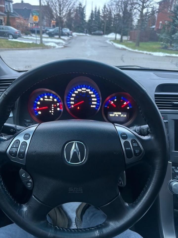 2005 Acura TL 4dr Sdn Auto   LOW KMS   ONE OWNER DEALER SERVICED Photo