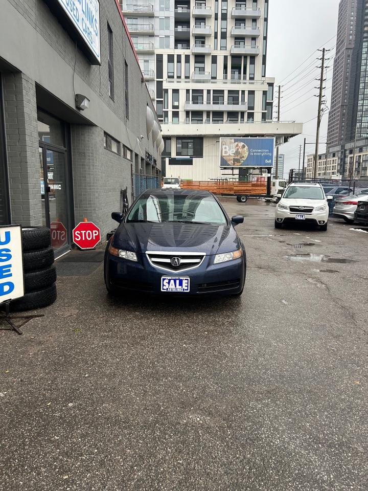 2005 Acura TL 4dr Sdn Auto   LOW KMS   ONE OWNER DEALER SERVICED Photo
