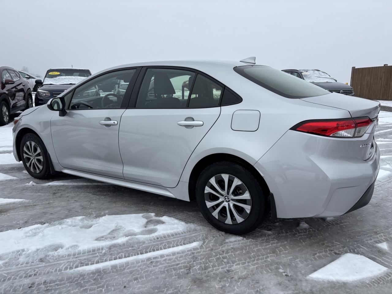 2023 Toyota Corolla LE HYBRID~38,000 KMS~CLEAN TITLE~ Photo