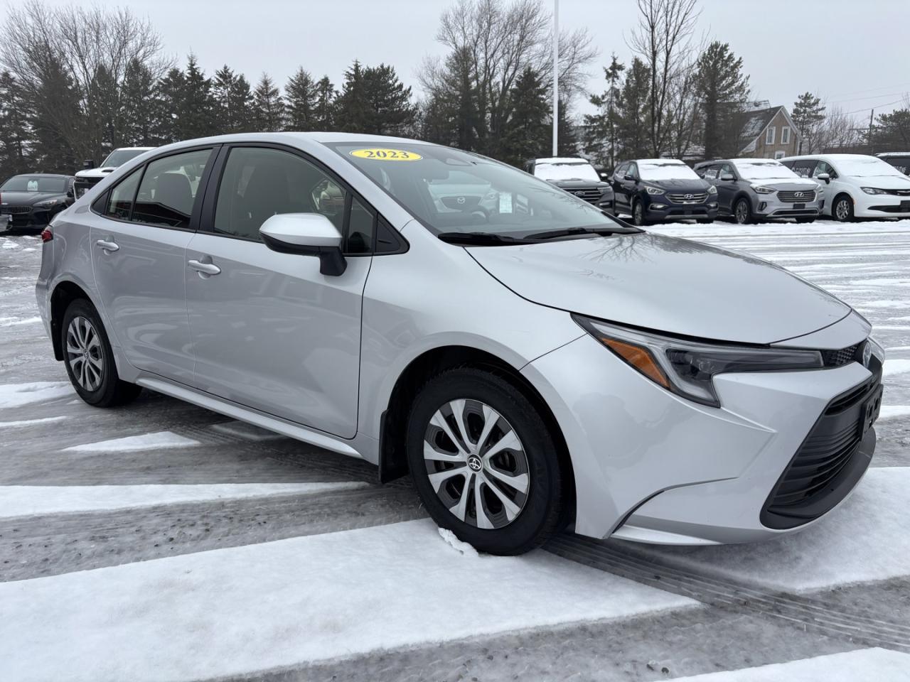 2023 Toyota Corolla LE HYBRID~38,000 KMS~CLEAN TITLE~ Photo