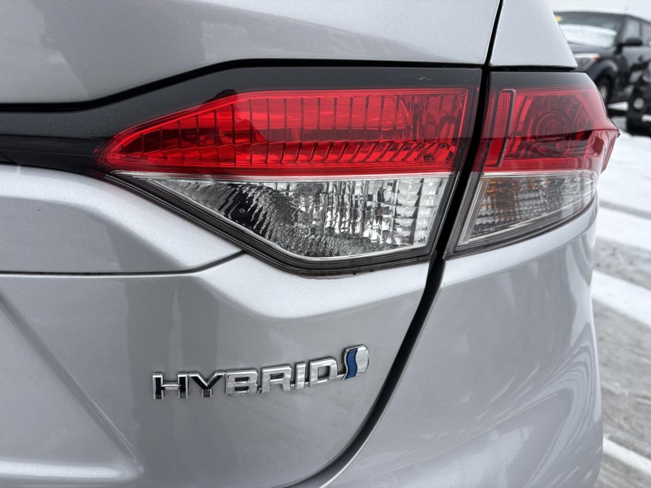 2023 Toyota Corolla LE HYBRID~38,000 KMS~CLEAN TITLE~ Photo