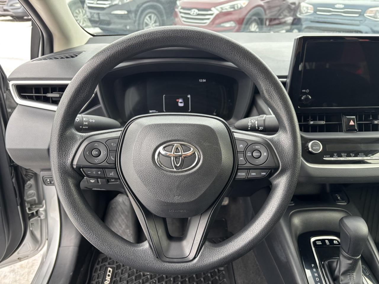 2023 Toyota Corolla LE HYBRID~38,000 KMS~CLEAN TITLE~ Photo