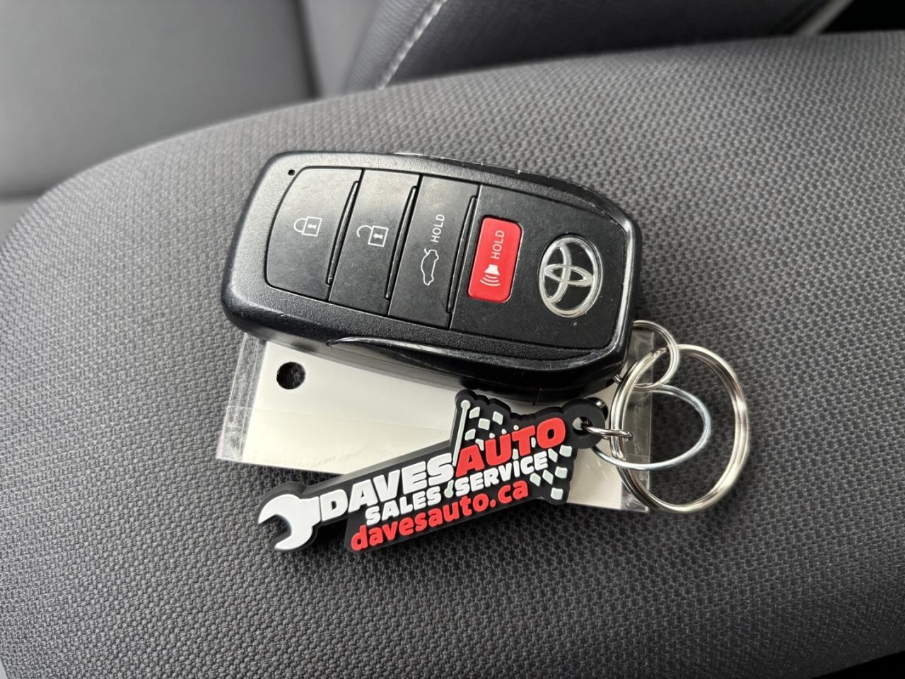 2023 Toyota Corolla LE HYBRID~38,000 KMS~No Accidents!~ Photo