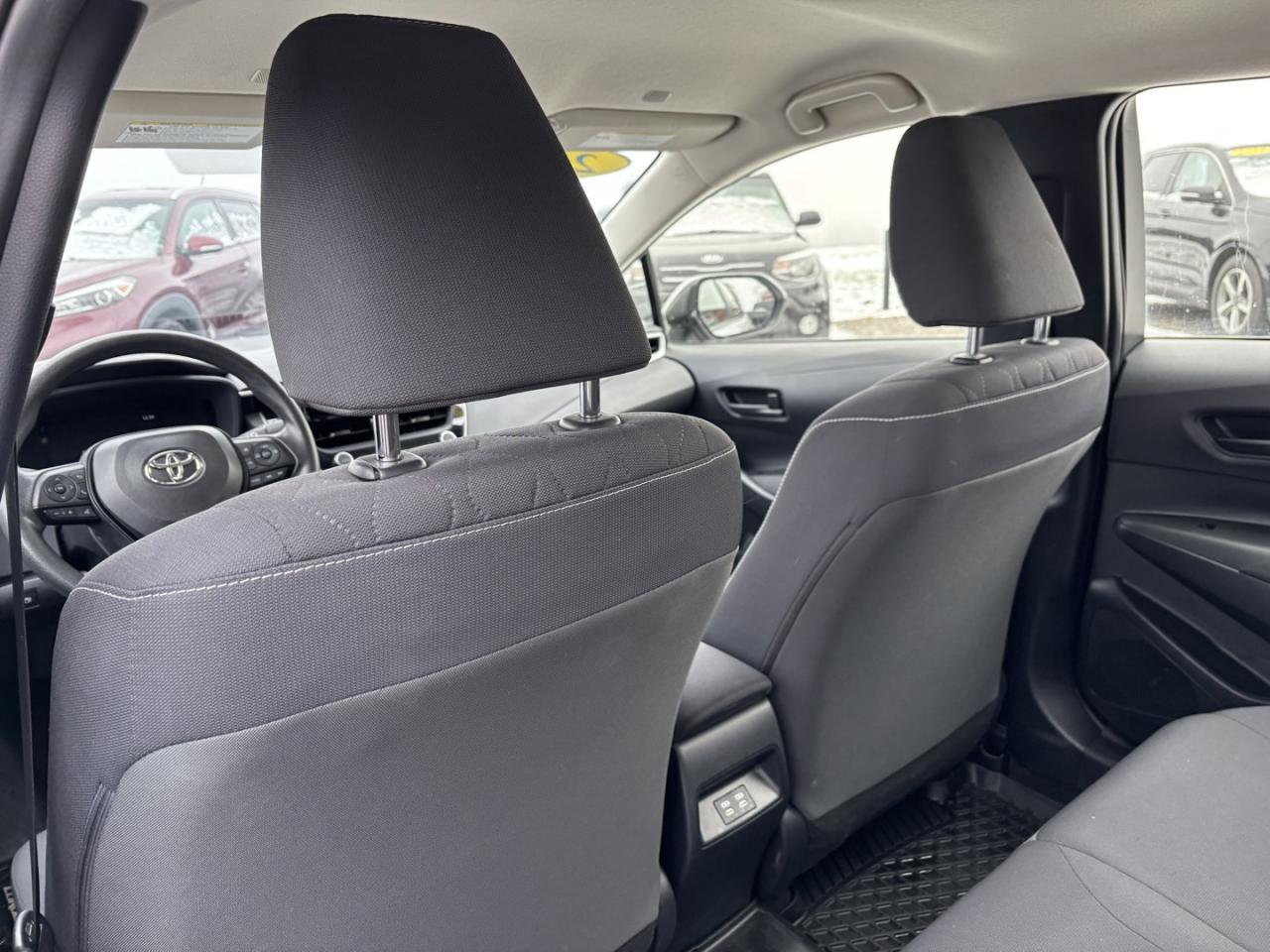 2023 Toyota Corolla LE HYBRID~38,000 KMS~CLEAN TITLE~ Photo