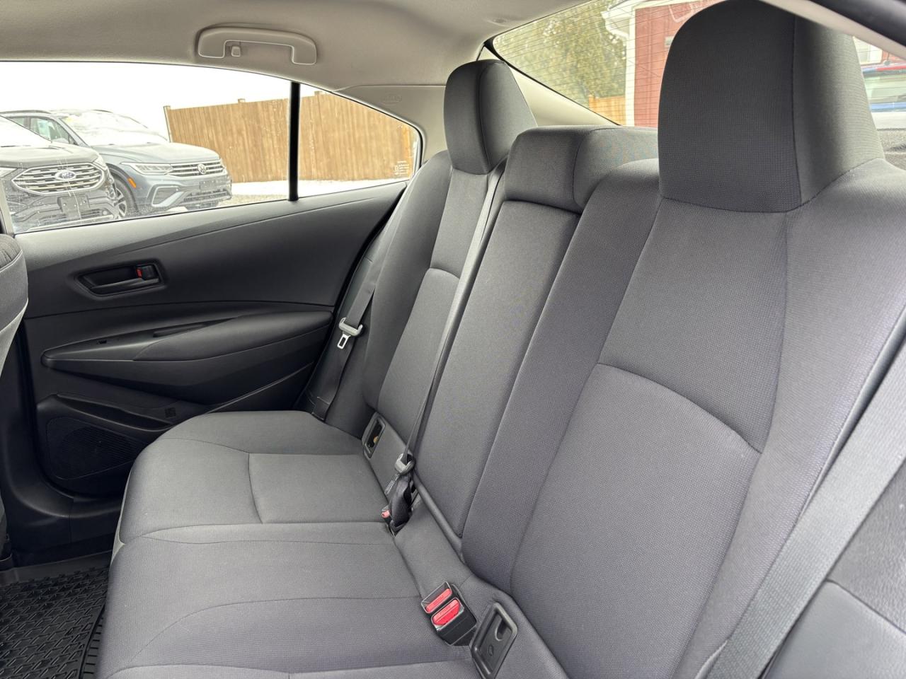 2023 Toyota Corolla LE HYBRID~38,000 KMS~CLEAN TITLE~ Photo