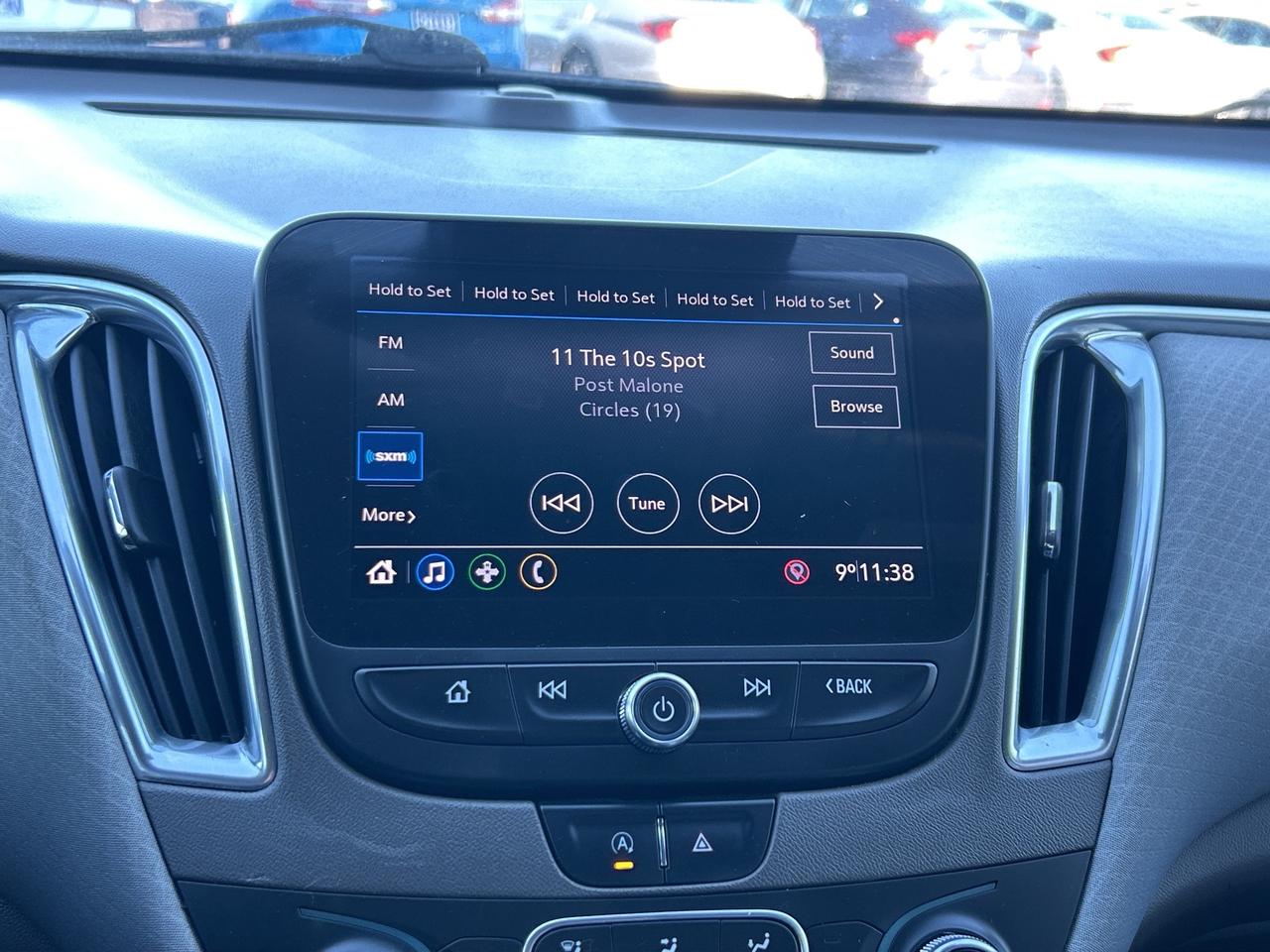 2020 Chevrolet Malibu LT   Clean Carfax Photo