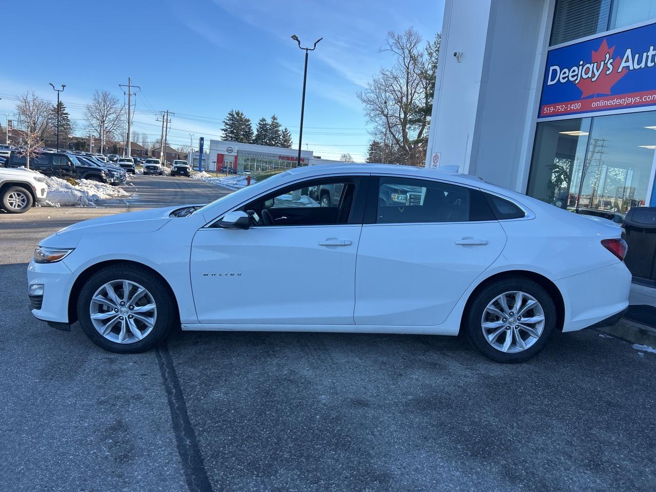 2021 Chevrolet Malibu LT   Clean Carfax Photo
