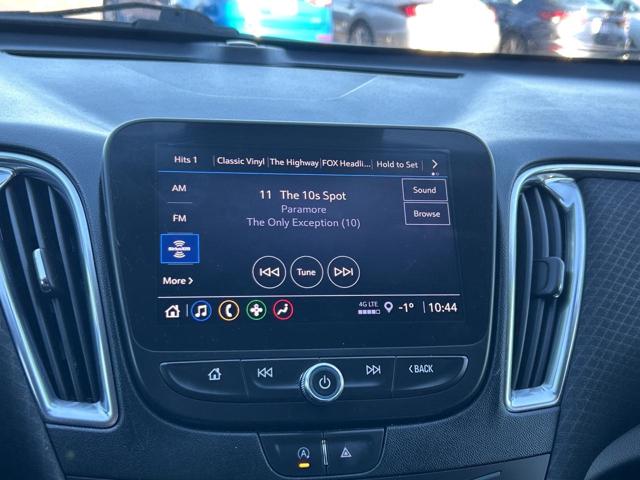 2021 Chevrolet Malibu LT   Clean Carfax Photo