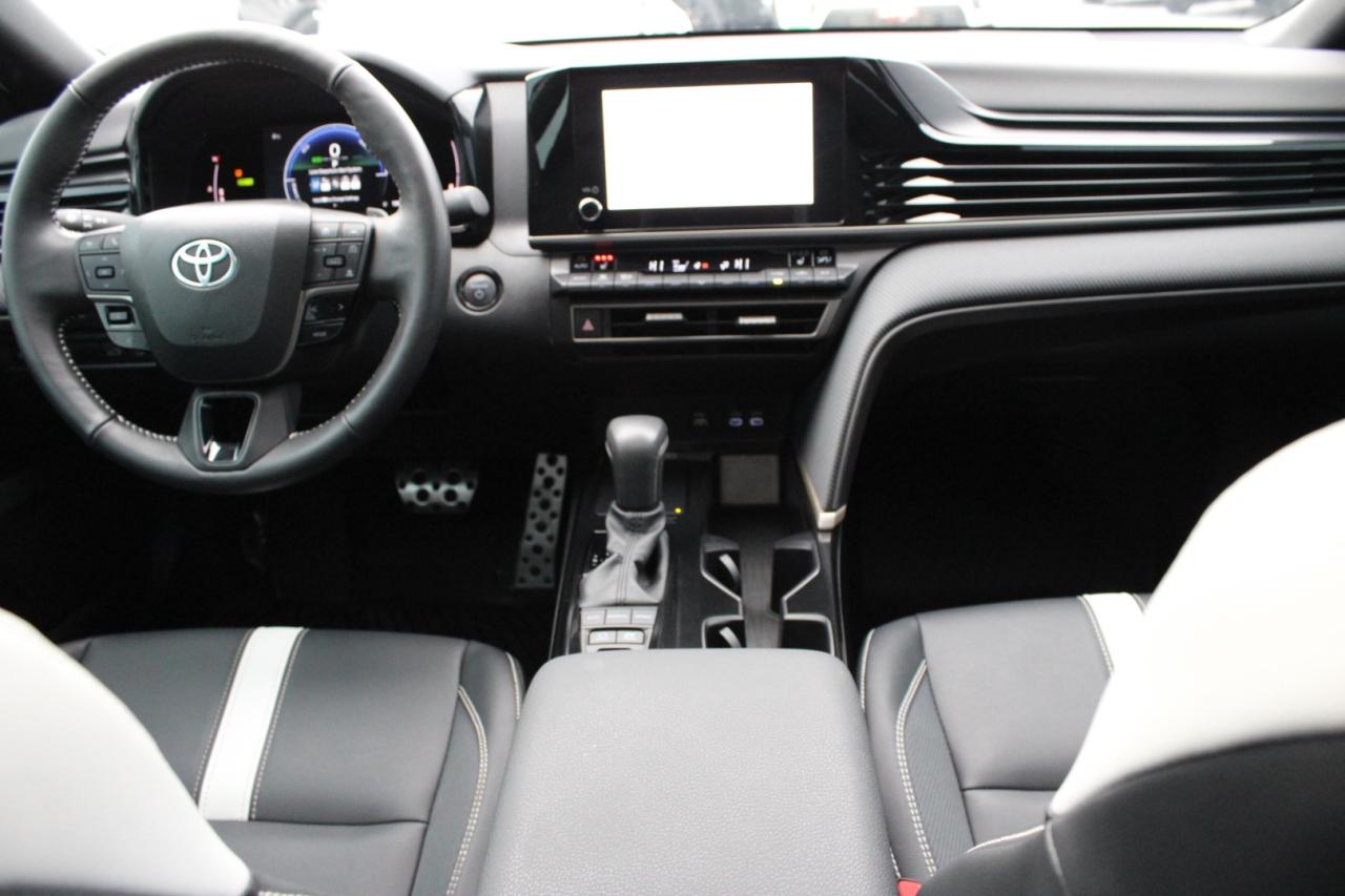 2025 Toyota Camry Hybrid SE Upgrade Hybrid 2.5L No Accident Clean Carfax Photo