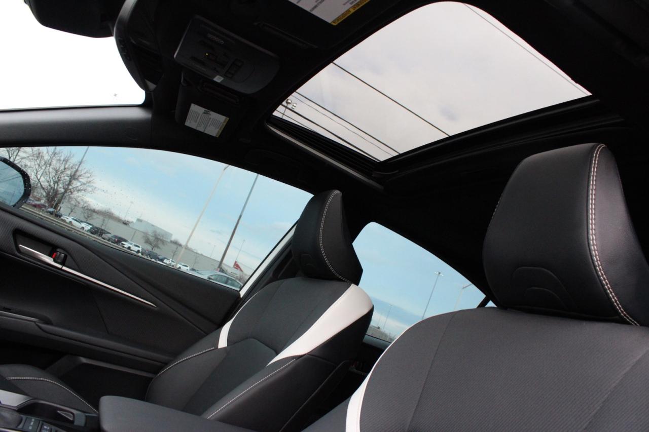 2025 Toyota Camry Hybrid SE Hybrids 2.5L No Accident $128/Weekly Certified Photo