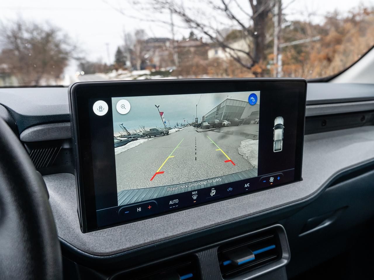 2025 Ford Maverick XLT AWD SuperCrew   2SETS OF TIRES  ONE OWNER Photo