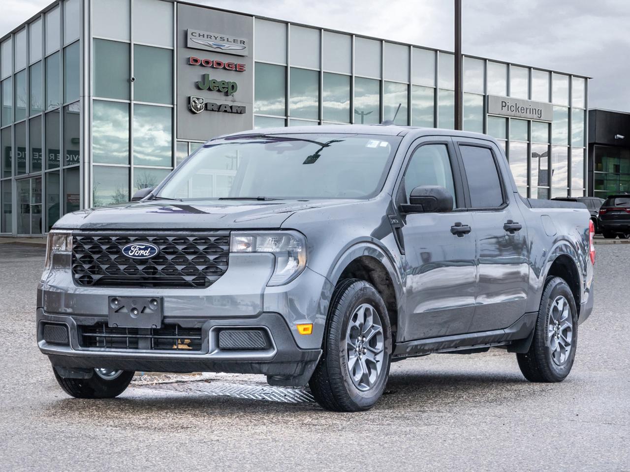 2025 Ford Maverick XLT AWD SuperCrew   2SETS OF TIRES  ONE OWNER Photo