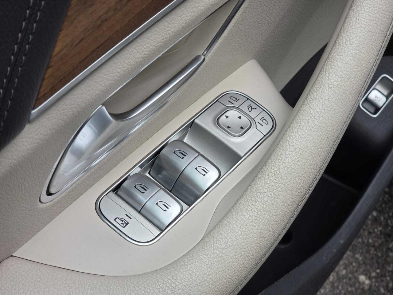 2020 Mercedes-Benz GLE GLE 350 4MATIC SUV Photo