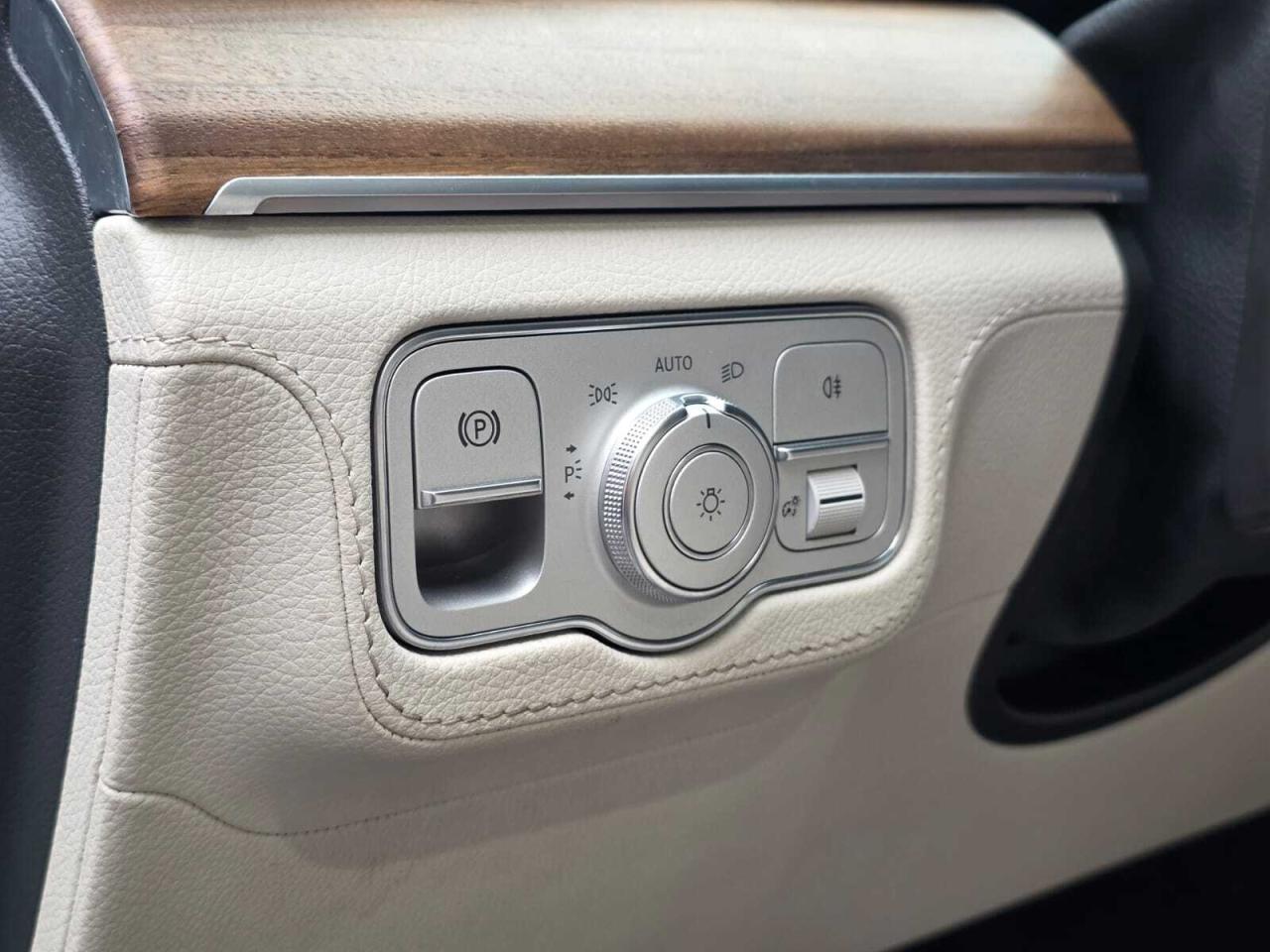 2020 Mercedes-Benz GLE GLE 350 4MATIC SUV Photo