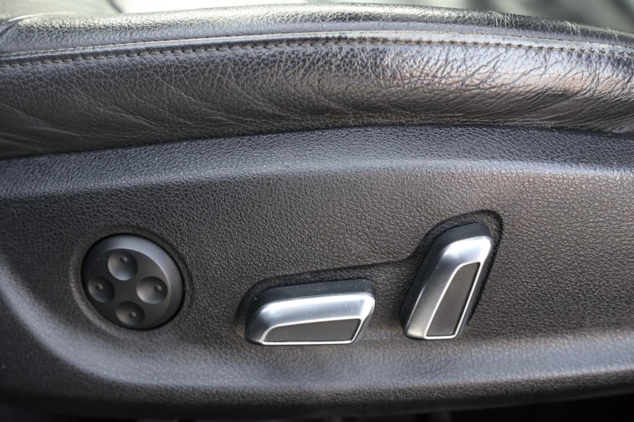 2013 Audi A4 6S MAN-AWD/LEATHER/SUNROOF/H SEATS/P SEAT/BLUETOOT Photo