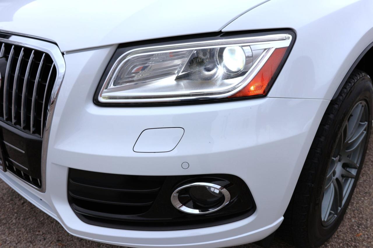 2016 Audi Q5 TECHNIK-QUATTRO/NAV/PANOROOF/BLIS/KEYLESS/MEM SEAT Photo2