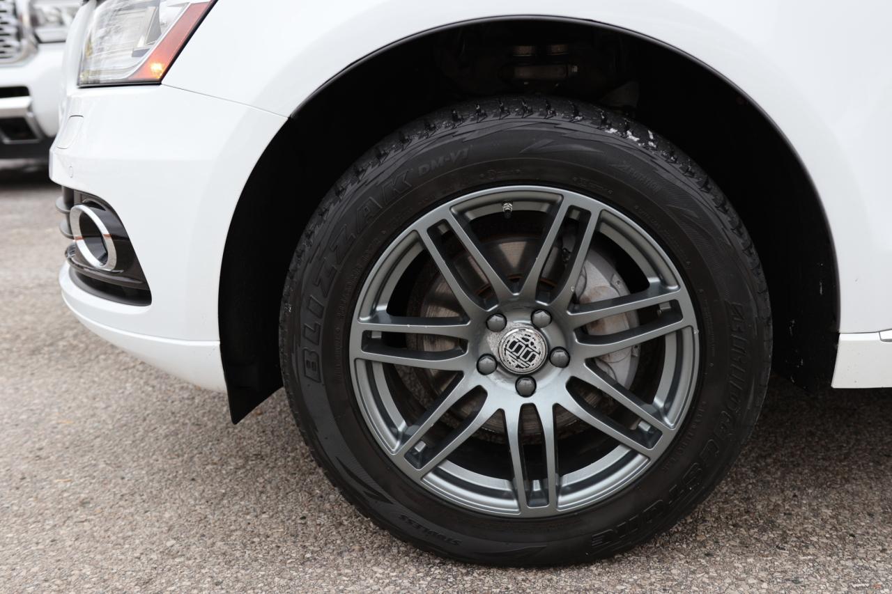 2016 Audi Q5 TECHNIK-QUATTRO/NAV/PANOROOF/BLIS/KEYLESS/MEM SEAT Photo