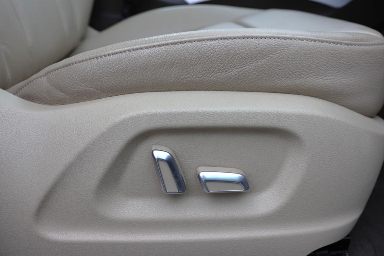 2016 Audi Q5 TECHNIK-QUATTRO/NAV/PANOROOF/BLIS/KEYLESS/MEM SEAT Photo