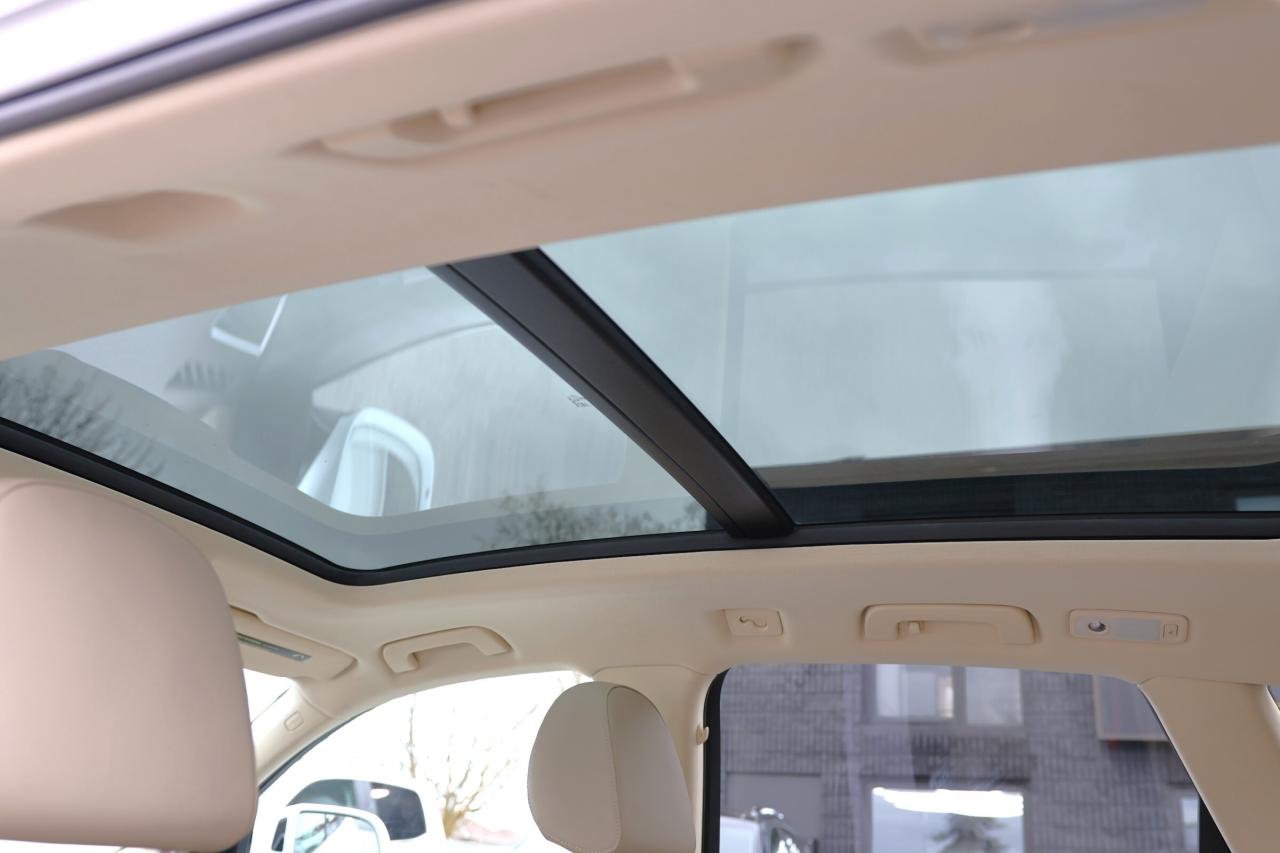 2016 Audi Q5 TECHNIK-QUATTRO/NAV/PANOROOF/BLIS/KEYLESS/MEM SEAT Photo