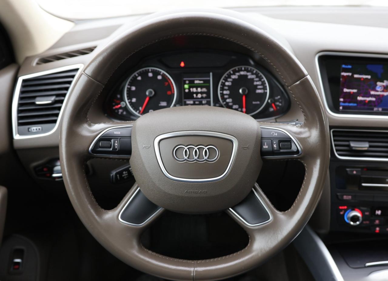 2016 Audi Q5 TECHNIK-QUATTRO/NAV/PANOROOF/BLIS/KEYLESS/MEM SEAT Photo