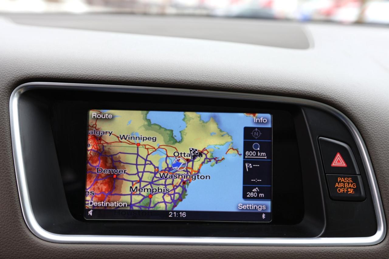 2016 Audi Q5 TECHNIK-QUATTRO/NAV/PANOROOF/BLIS/KEYLESS/MEM SEAT Photo