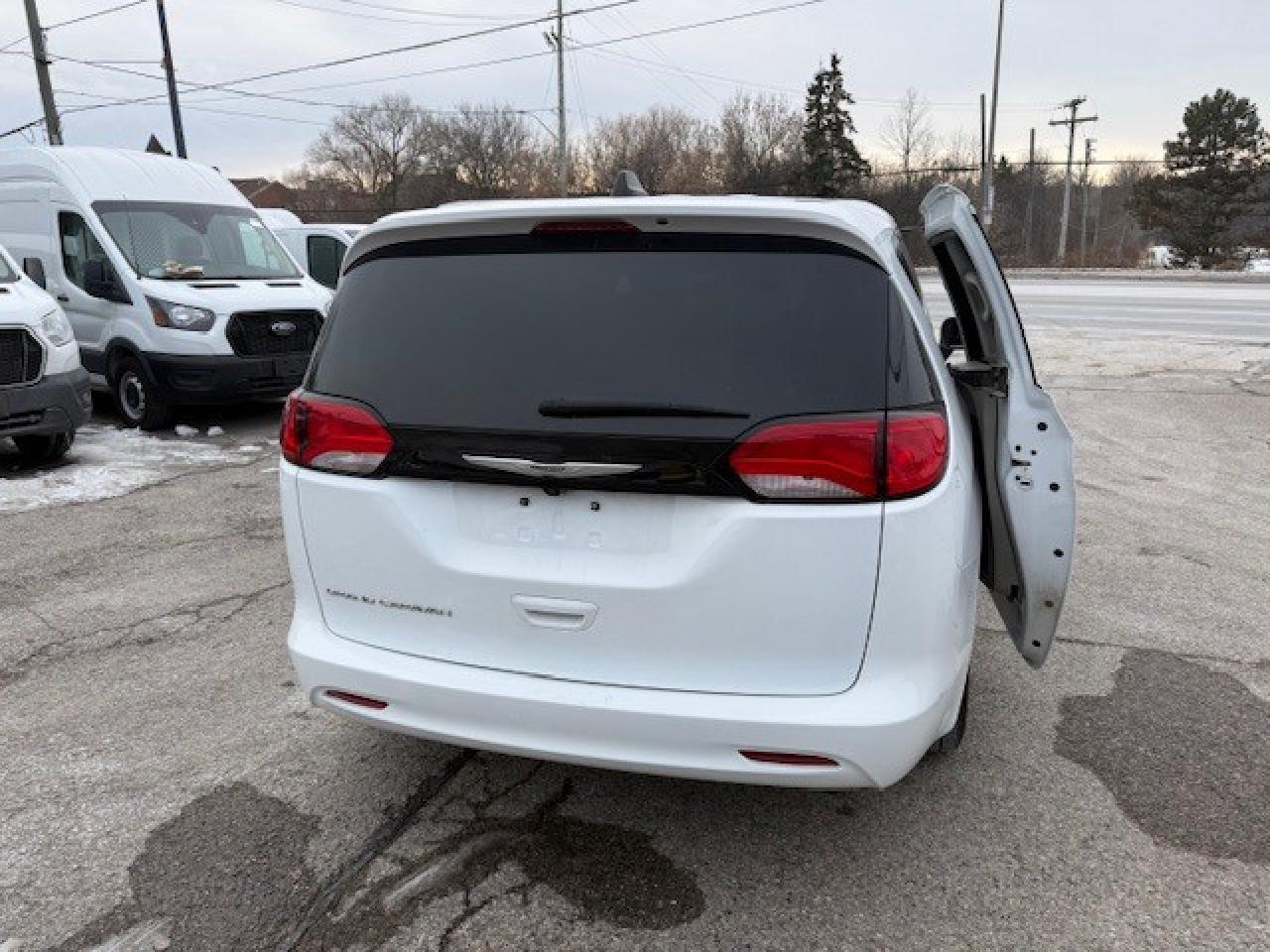 2022 Chrysler Grand Caravan SXT 2WD Photo