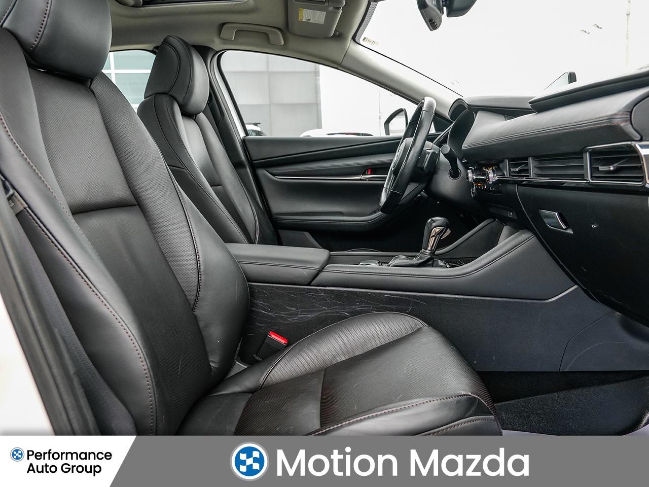 2021 Mazda MAZDA3 GT Auto i-ACTIV AWD   FRESH TRADE   CLEAN CARFAX Photo