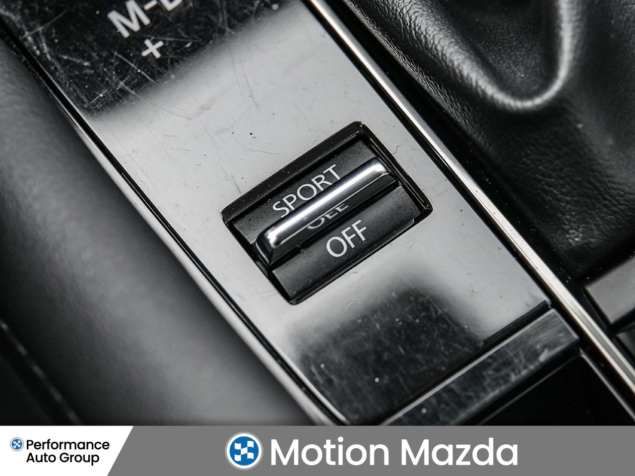 2021 Mazda MAZDA3 GT Auto i-ACTIV AWD   FRESH TRADE   CLEAN CARFAX Photo