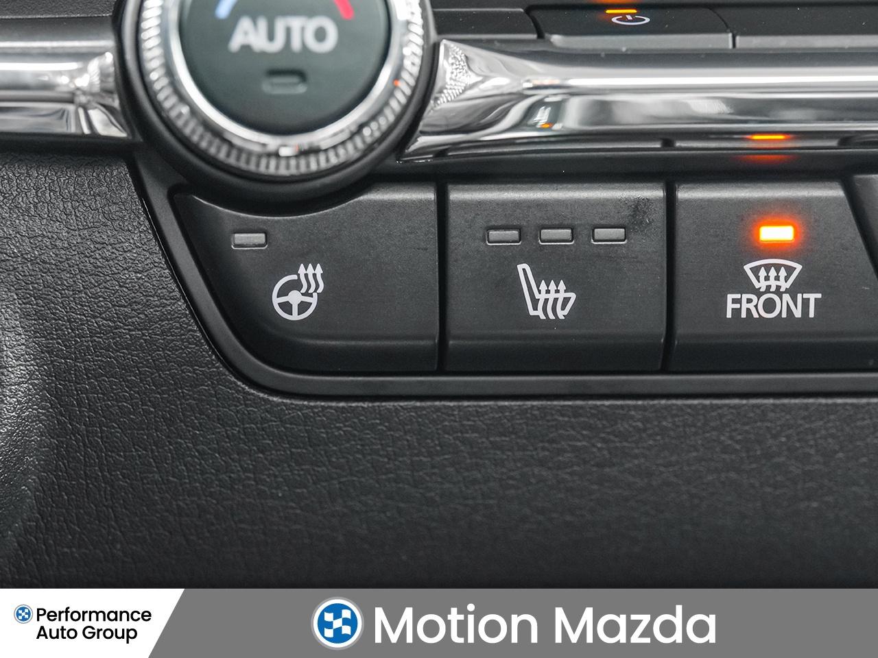 2021 Mazda MAZDA3 GT Auto i-ACTIV AWD   FRESH TRADE   CLEAN CARFAX Photo