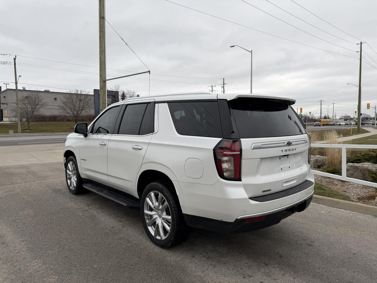 2021 Chevrolet Tahoe High Country   DURAMAX   VNT SEAT   APPLE CARPLAY Photo2