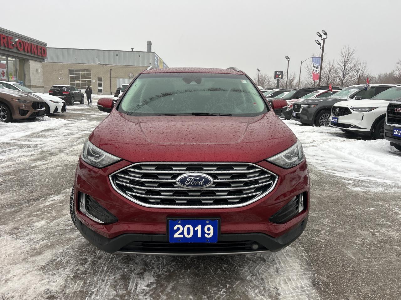 2019 Ford Edge SEL FWD Photo