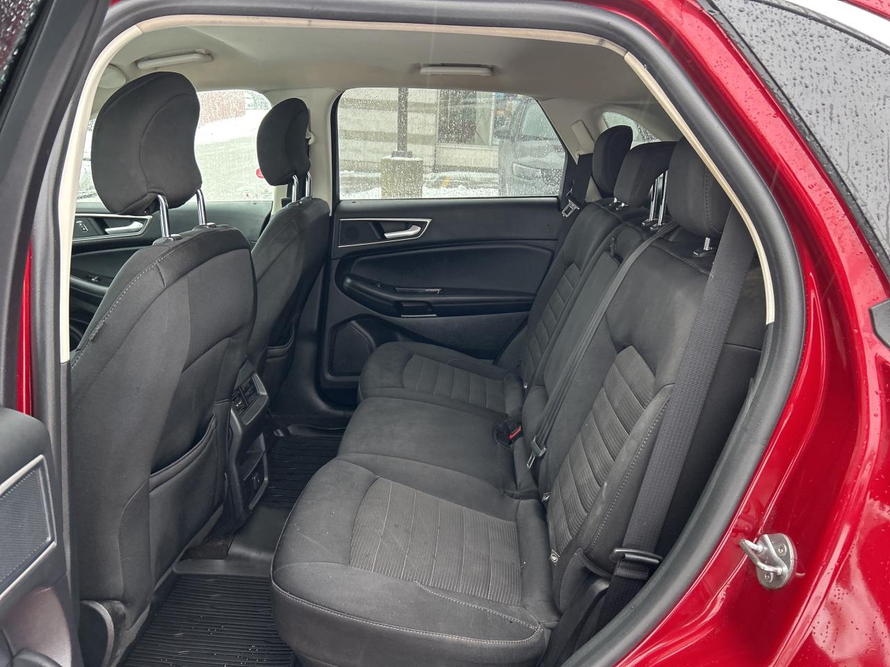 2019 Ford Edge SEL FWD Photo