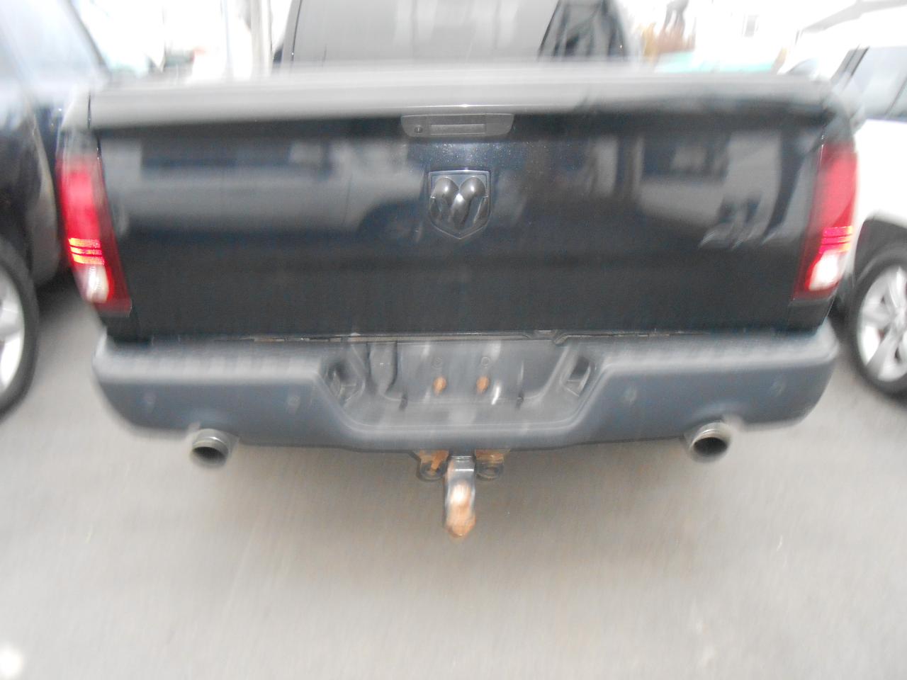 2019 RAM 1500 Classic Warlock 4x4 Quad Cab 6'4  Box NICE TRUCK Photo4