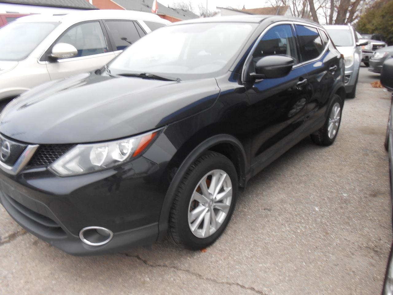 2018 Nissan Qashqai AWD S CVT Photo