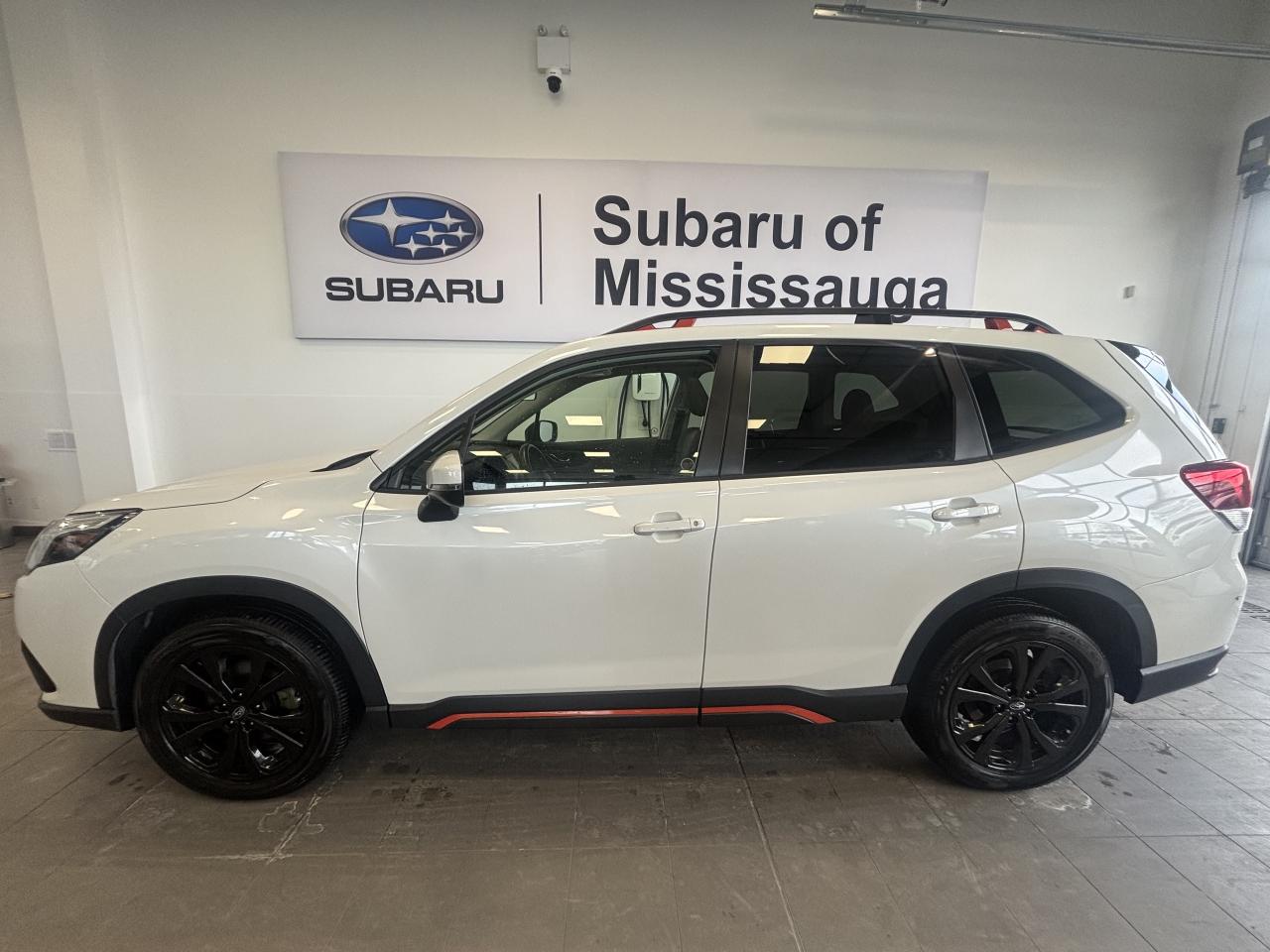 2024 Subaru Forester SPORT   1 OWNER   CLEAN CARFAX   SUNROOF   CARPLAY Photo3