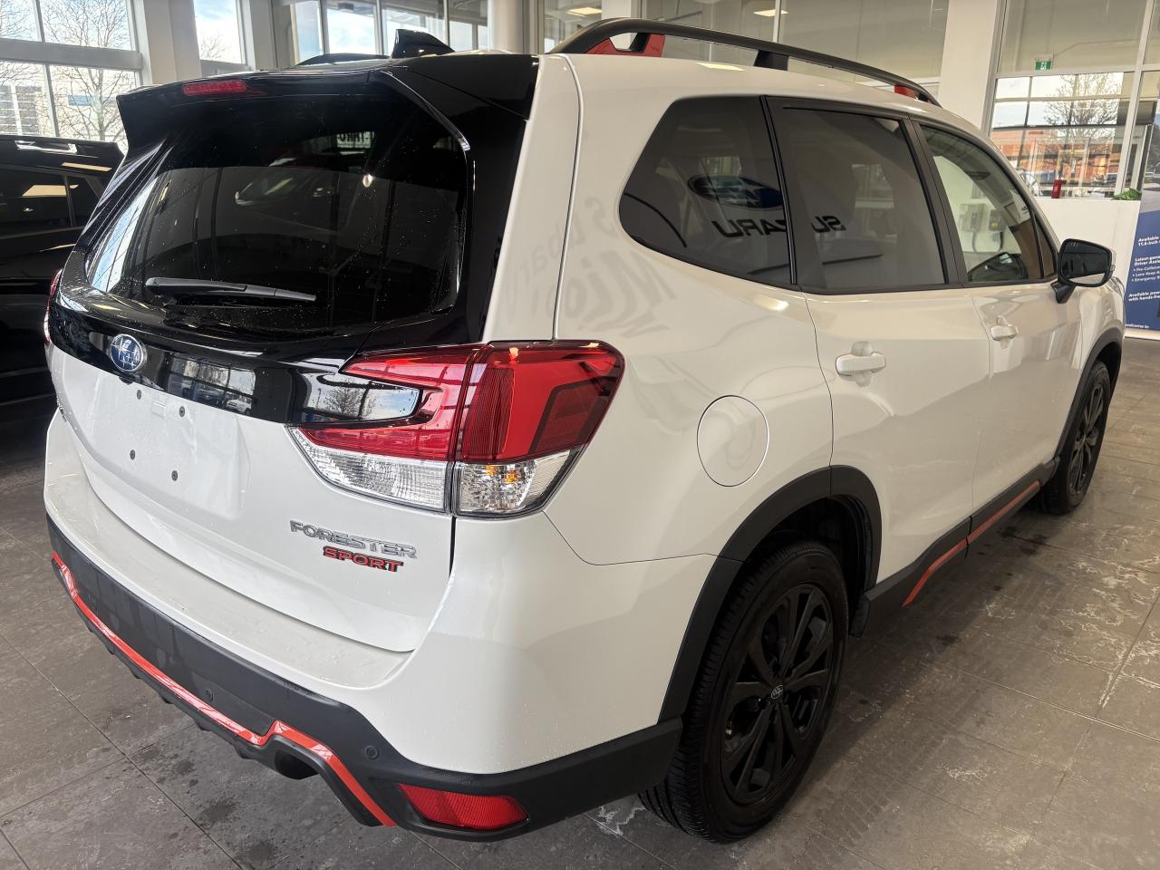 2024 Subaru Forester SPORT   1 OWNER   CLEAN CARFAX   SUNROOF   CARPLAY Photo