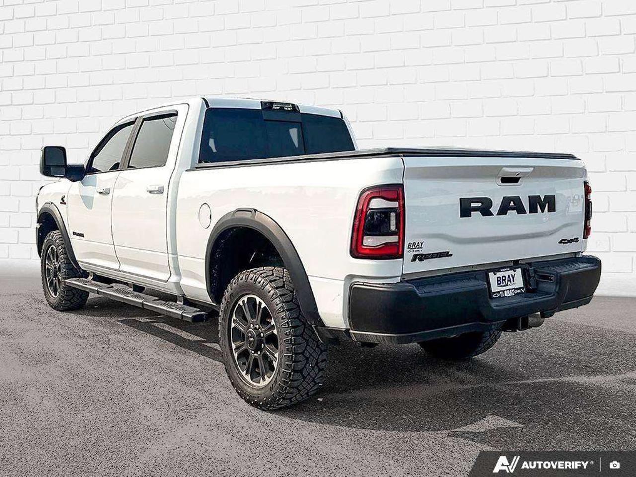 2024 RAM 2500 RUNNING BOARDS. ALL WEATHER MATS. TONNEAU COVER. HEATED BACK SEATS. TRAILER REVERSE GUIDANCE. CERTIFIED. Photo