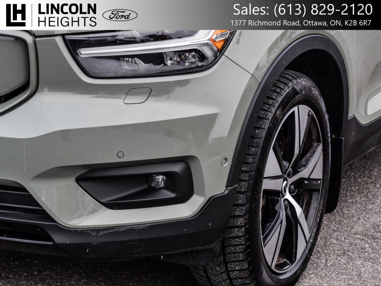 2022 Volvo XC40 Recharge Pure Electric  Photo