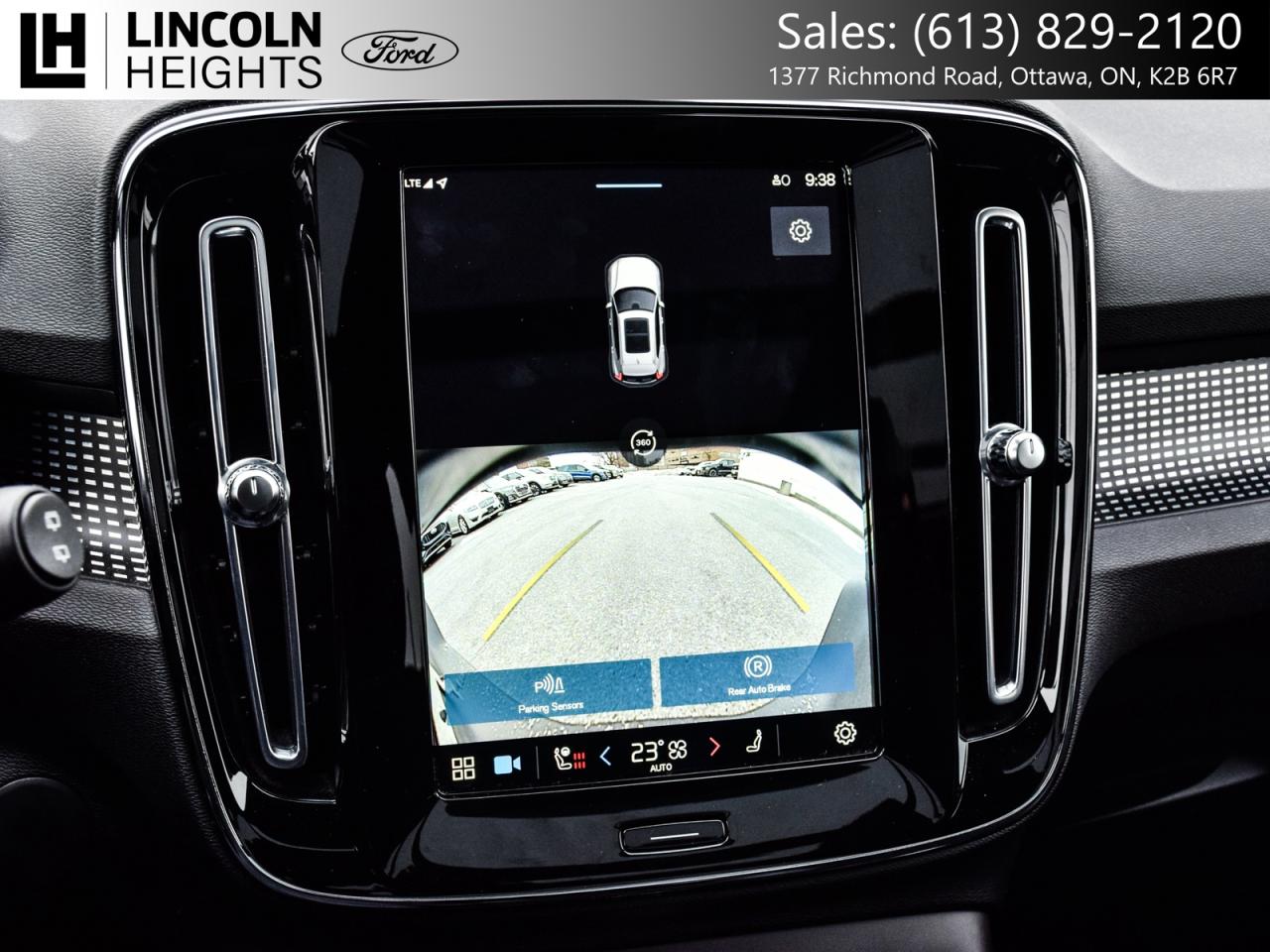 2022 Volvo XC40 Recharge Pure Electric  Photo