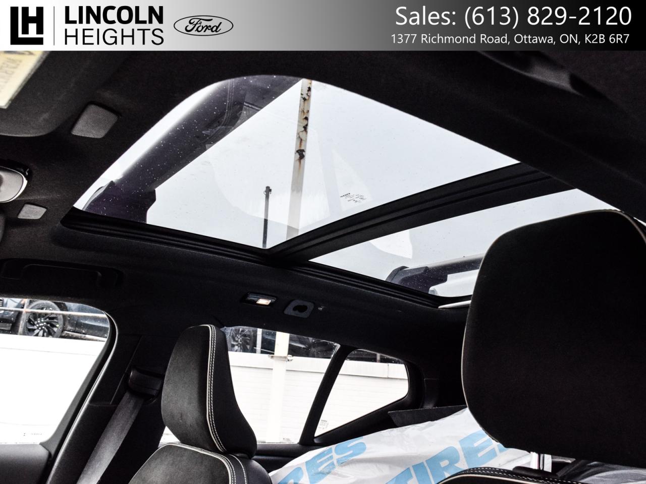 2022 Volvo XC40 Recharge Pure Electric  Photo