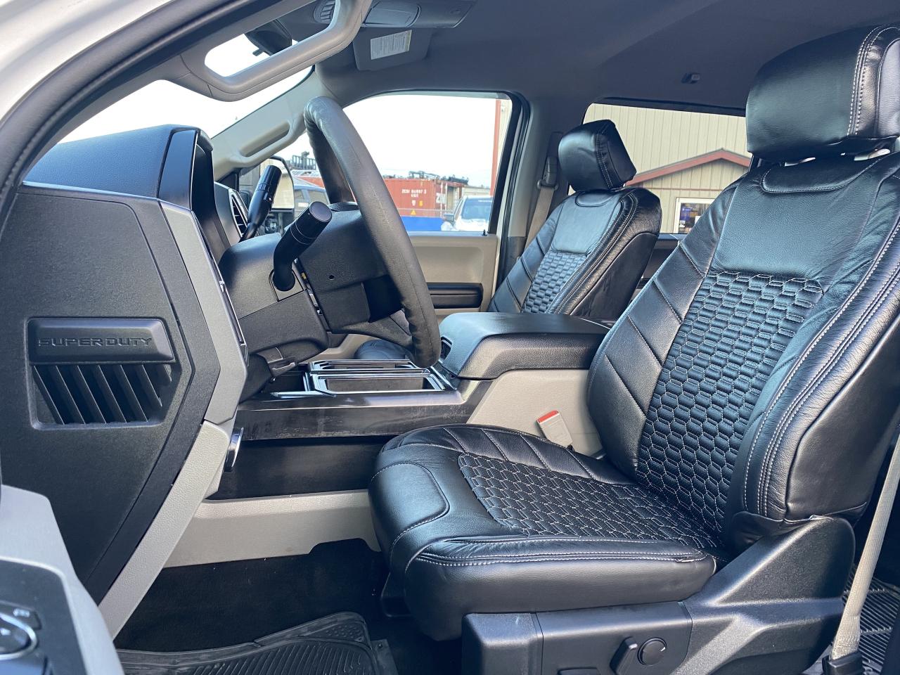 2019 Ford F-350 XLT BDS LEVEL/WHEEL/TIRE/LEATHER PKG!! Photo