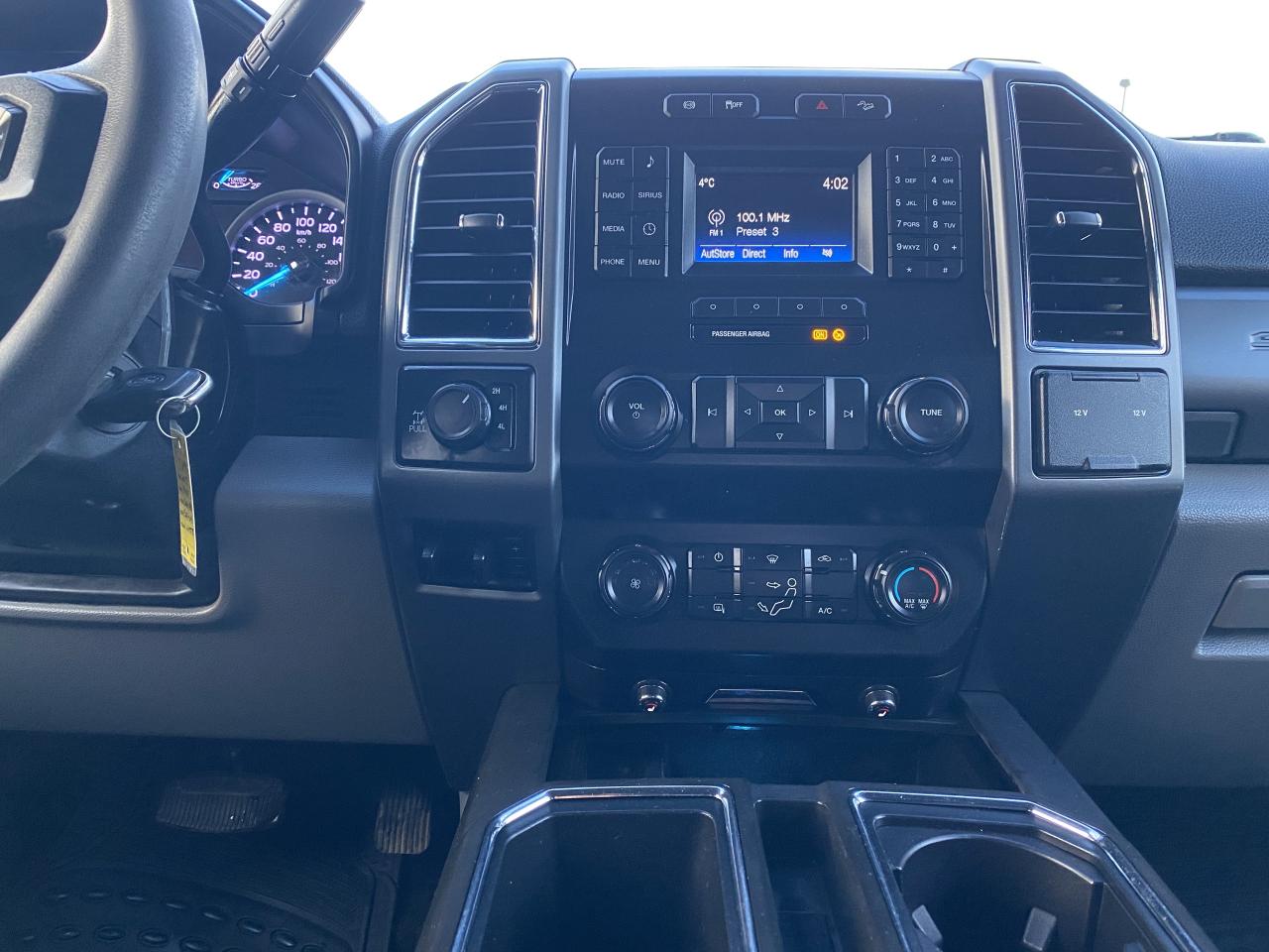 2019 Ford F-350 XLT BDS LEVEL/WHEEL/TIRE/LEATHER PKG!! Photo