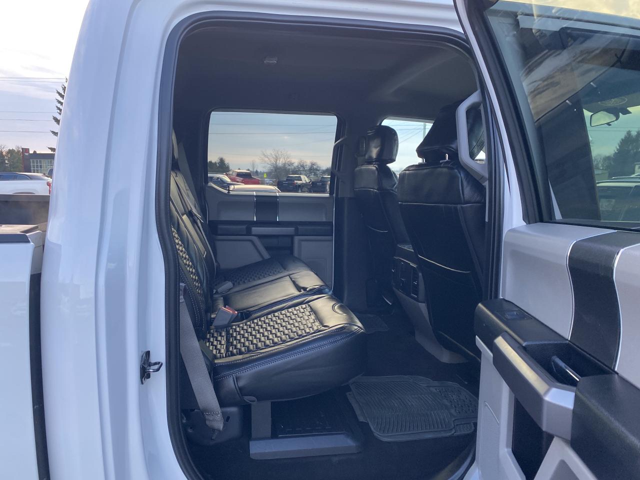 2019 Ford F-350 XLT BDS LEVEL/WHEEL/TIRE/LEATHER PKG!! Photo