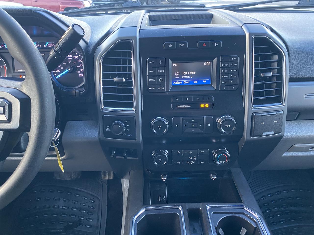 2019 Ford F-350 XLT BDS LEVEL/WHEEL/TIRE/LEATHER PKG!! Photo