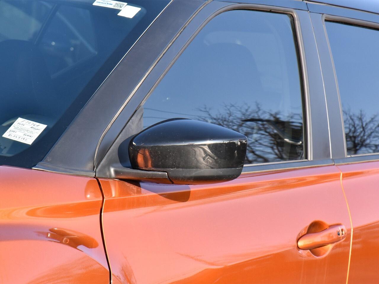 2024 Nissan Kicks SV FWD, APPLE CARPLAY, REMOTE START Photo