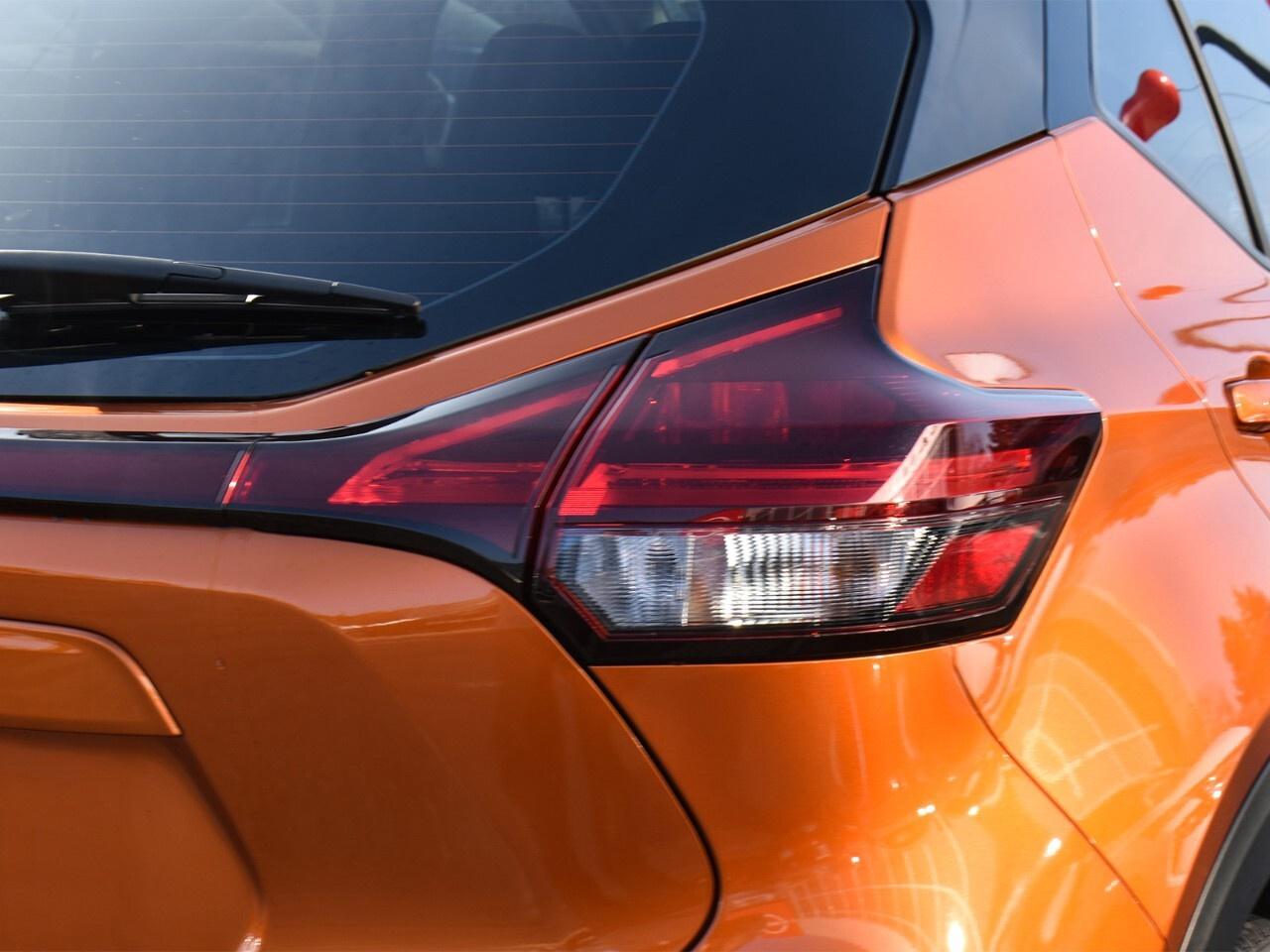 2024 Nissan Kicks SV FWD, APPLE CARPLAY, REMOTE START Photo