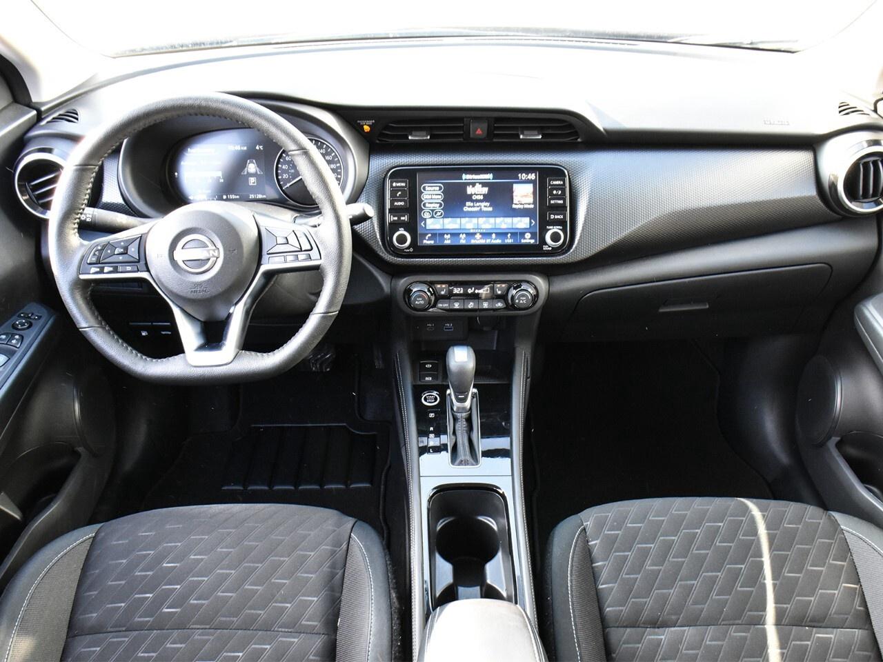 2024 Nissan Kicks SV FWD, APPLE CARPLAY, REMOTE START Photo