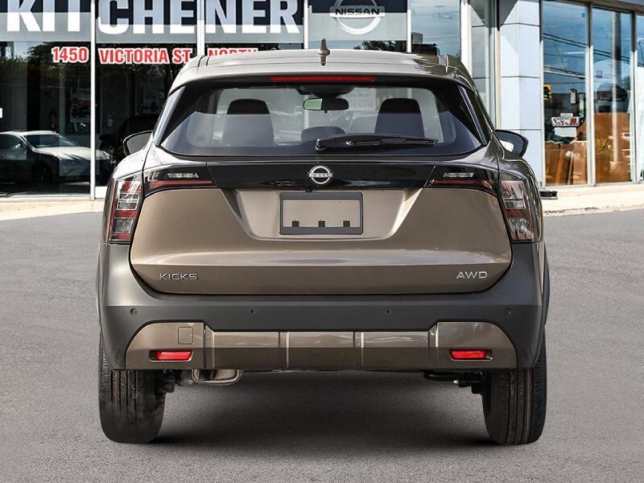 2025 Nissan Kicks SV Premium   AWD   Pano Moonroof   Heated Steering Photo4