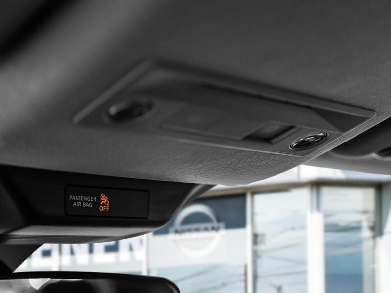 2025 Nissan Kicks SV Premium   AWD   Pano Moonroof   Heated Steering Photo