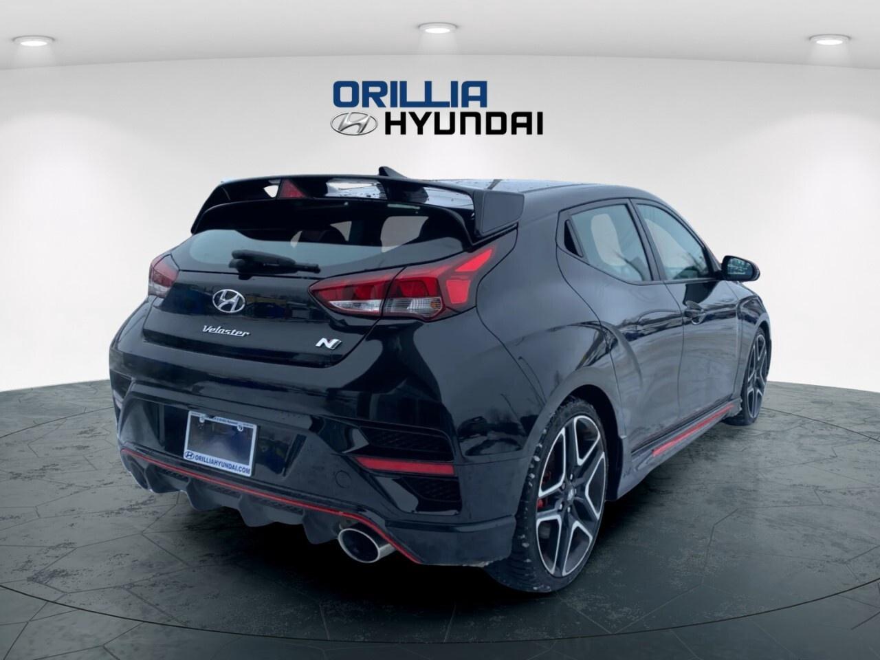 2021 Hyundai Veloster N DCT Photo4